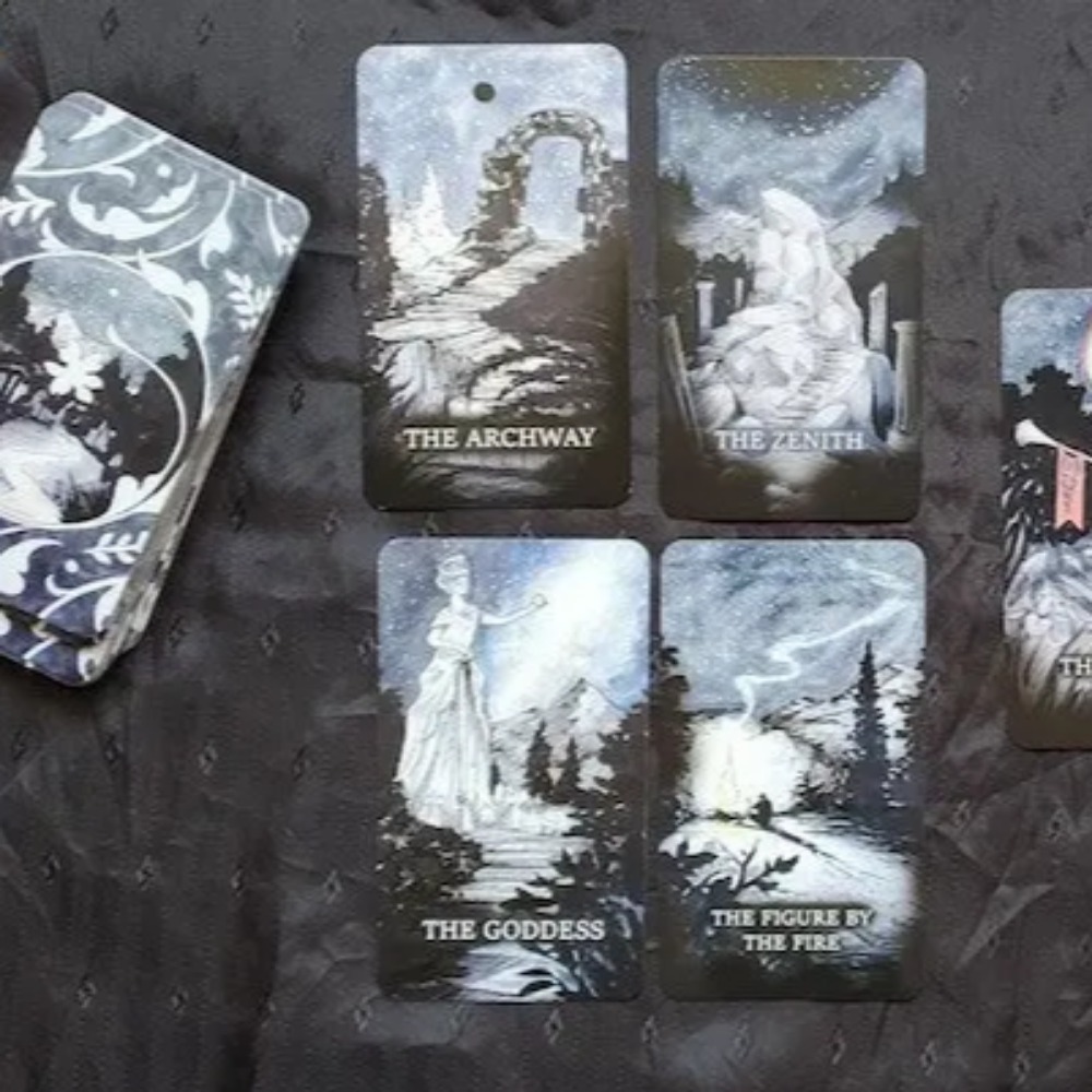The Endless Oracle 9*6cm A Han - Tarot Deck With Guidebook ulasan dan harga